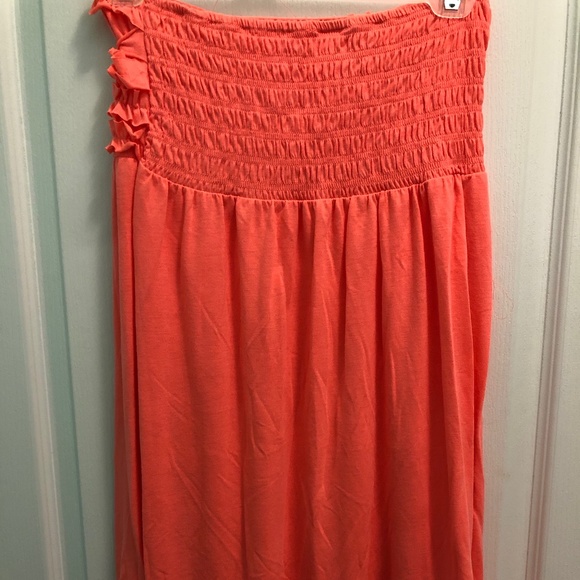 Neon Pink Dress/Swimsuit Cover - Picture 4 of 4